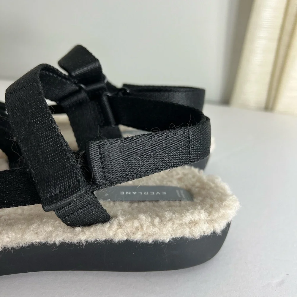 Everlane The Renew Sport Sherpa Fleece Sandal Black Cream Size 9